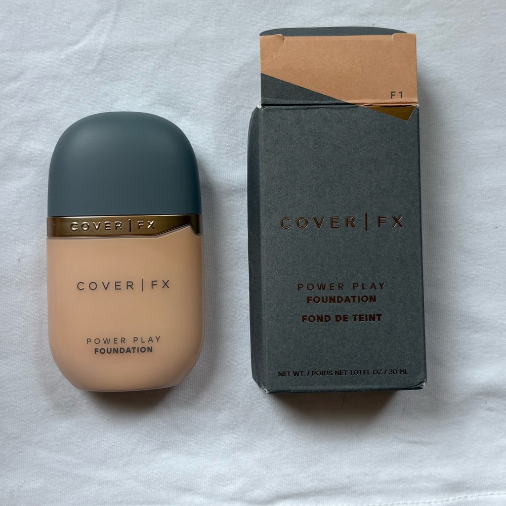 COVER FX Power Play Foundation